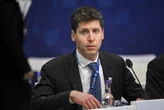 Colpo di scena su ChatGPT: Sam Altman torna in OpenAI dopo il siluramento e il passaggio a Microsoft