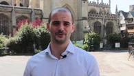 Il vaccino contro il melanoma: «Con l’mRna insegniamo alle cellule a combattere i tumori»