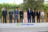 G7 Italia, summit al via in ritardo (per colpa di Biden): Africa, aiuti a Kiev e qualche pecca organizzativa – Video