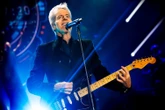 Roma, tre ore di nostalgia e performance per l’ultimo show di Claudio Baglioni in un palazzetto