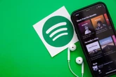 Spotify fait le bilan, 10 ans après le lancement des “Découvertes de la semaine” : les écoutes se comptent en milliards