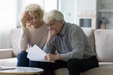 « Payer mon loyer ou manger » : des milliers de retraités privés de revenus après avoir travaillé toute leur vie
