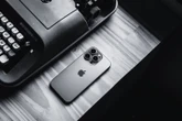Elon Musk, Bill Gates et Mark Zuckerberg sont certains de la mort prochaine du smartphone, seul Tim Cook n’est pas d’accord