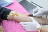 Sang artificiel : le pari fou du Japon pour en finir avec les pénuries de donneurs