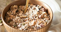 
         Pan, galletas o cereales: cuál es la opción más saludable para desayunar, según la OCU 
    