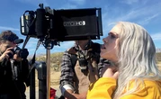 Billie Eilish se dévoile à travers un millier de photos perso