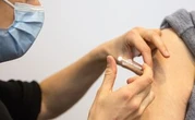 Jour J pour la vaccination sans conditions, du moins en théorie