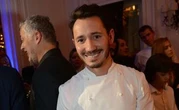 La bûche de Noël du pâtissier Cédric Grolet moquée sur les réseaux sociaux
