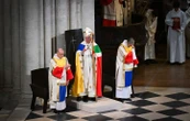 Les prêtres de Notre-Dame étaient-ils aux couleurs des francs-maçons ?