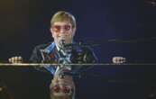 En attendant son nouvel album, Elton John lâche Never Too Late sur YouTube