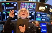 EN DIRECT Droits de Douane : Les surtaxes de Trump entrent en vigueur, les Bourses chutent à nouveau…