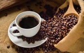 Boire du café décaféiné est-il vraiment une bonne idée pour la santé ?