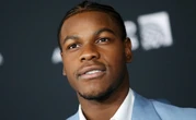John Boyega quitte le tournage de son film pour « raisons familiales »