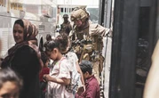 Les talibans parlent de « conséquences » si le départ américain est retardé