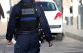 Un père verbalisé car son petit garçon de 2 ans a uriné dans un parc