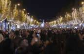 Les Champs-Elysées passent en mode « Popcorn salé » et Noël