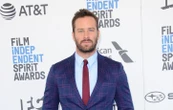 Armie Hammer a « essayé » de sortir avec des hommes