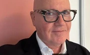 Ils inventent des lunettes anti-moustiques et anti-poux