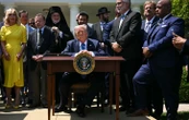 Trump invoque une « protection divine » et se présente en guide spirituel