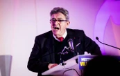 « Ils n’ont plus de limite »… Mélenchon et LFI désossent encore le PS