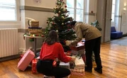 Des boîtes de Noël solidaires « préparées avec amour, comme pour des amis »