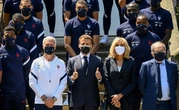 « Allez jusqu’au bout, hein ! »... Emmanuel Macron encourage les Bleus