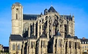 La « plus belle cathédrale de France » se trouve au Mans