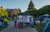 Un campement d’étudiants propalestiniens évacué manu militari à Washington