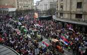 Manifestation sous haute tension contre la corruption à Belgrade