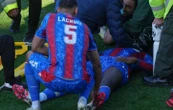 Mateta évacué sous assistance respiratoire en coupe d’Angleterre