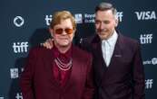 Changer de nom a plongé Elton John dans la dépression