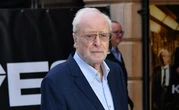 Michael Caine est devenu sobre pour ses petits-enfants