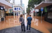Le Brésil cherche 101 disparus après les inondations, 80.000 déplacés