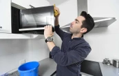 Murs des WC, literie… Ces recoins de la maison qu’on ne nettoie jamais