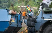 Tirs, barrages, explosions… A Nouméa, « pas envie de foutre un pied dehors »