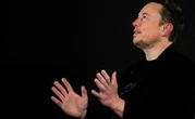 Musk présente Grok, son interface d’intelligence artificielle générative