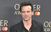Andrew Scott ne se fera jamais à la bizarrerie des scènes de sexe