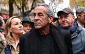 Thierry Ardisson en pleurs devant Nicolas Demorand au souvenir de son père
