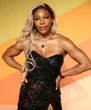 Serena Williams Expertly Reminds Us That Everything In Life Doesn’t Center Men