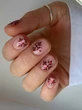 15 Festive Short Nail Designs You’ll Actually Wear This Christmas