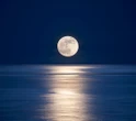 The Best Way To Handle The New Moon In Capricorn Is To Put Yourself First
