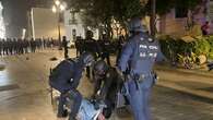 Cuatro manifestantes detenidos y 31 policías heridos tras la protesta en Valencia por la gestión de la DANA