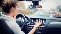 ¿Es posible quedarse tirado sin gasolina si dejas el motor a ralentí?