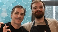 Ibai Llanos nos enseña a hacer chocolate desde cero junto al mejor repostero del mundo