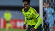 Endrick desata la locura: asistencia, gol y polémica celebración a lo King Kong que irrita al Liverpool