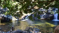 La ruta de senderismo que conduce hasta tres increíbles piscinas naturales en plena sierra