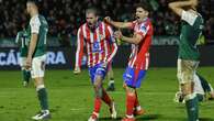 El Atlético remonta al límite ante el Cacereño para seguir con vida en la Copa del Rey