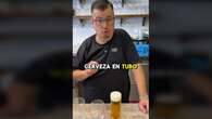 Un camarero explica por qué utilizan vasos de tubo para la cerveza y genera un debate: 