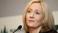 Críticas a J.K. Rowling por celebrar la decisión del Supremo británico sobre las mujeres trans