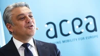 ¿Del automóvil al lujo? El CEO de Renault abandona la compañía y se especula con su marcha a Kering